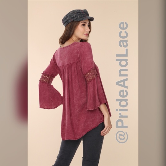 🤍WINE ACID WASH 3/4 TRUMPET SLEEVE BLOUSE - Picture 3 of 4